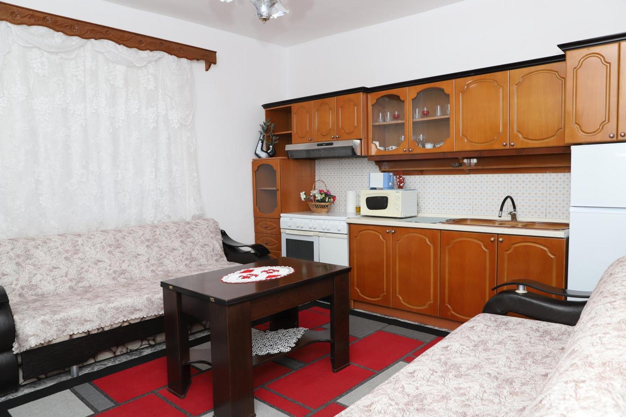 Villa Xherimeja Family Oasis Berat Ruang foto